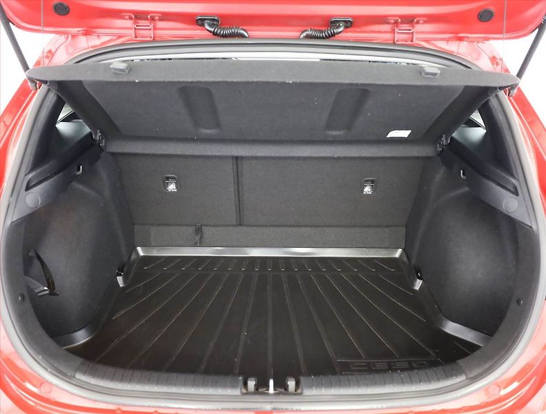 Kia Ceed (2019) 1.4 CVVT, Serv.kniha, Tempomat - fotka 17 z 18