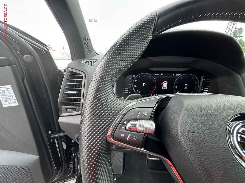 Škoda Karoq (2022) 1.5 TSI, 2.maj,ČR, SportLine - fotka 18 z 20