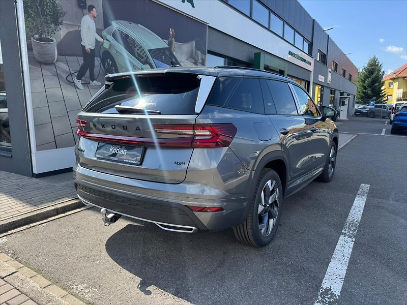 Škoda Kodiaq (2026) 2,0 TDI 142 kW 4x4  Sportline - fotka 5 z 11