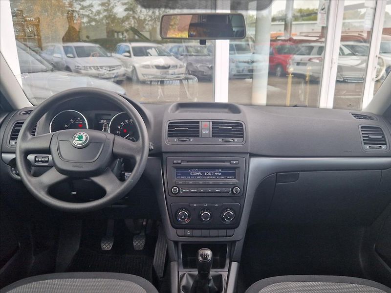 Škoda Yeti 1,4 TSI 90kW NOSIČ TAŽNÉ VÝHŘE - fotka 17 z 31