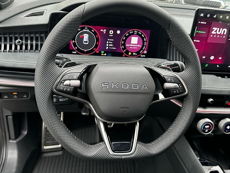 Škoda Superb Combi Sportline 2,0 TDI 110 kW - fotka 16 z 24