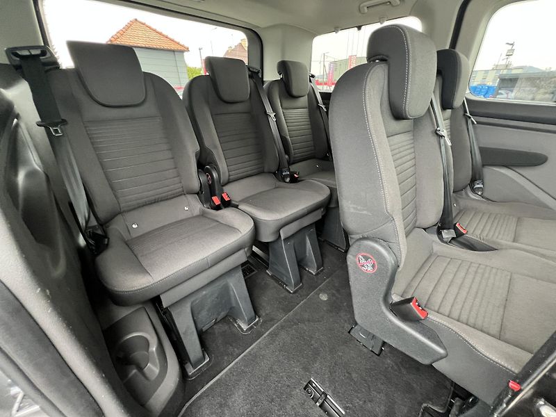 Ford Tourneo Custom 2.0TDCi TITANIUM 8MÍST ČR DPH - fotka 31 z 44