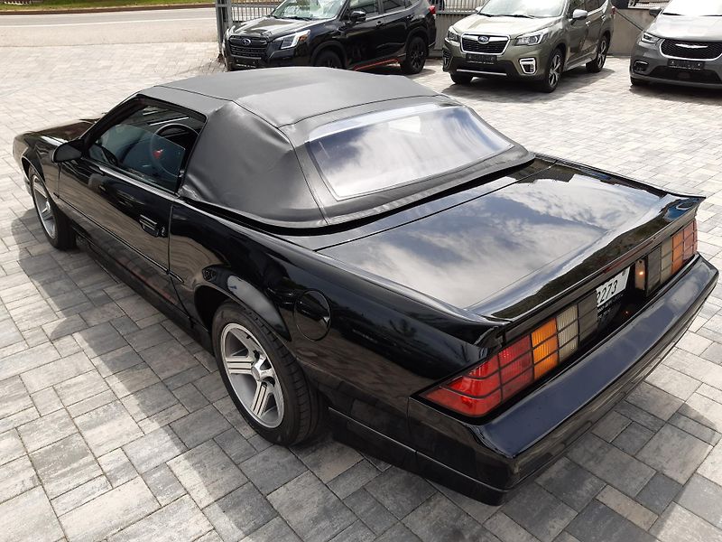 Chevrolet Camaro (1989) Z28 5,0V8 ConvertibleREZERVACE - fotka 11 z 28