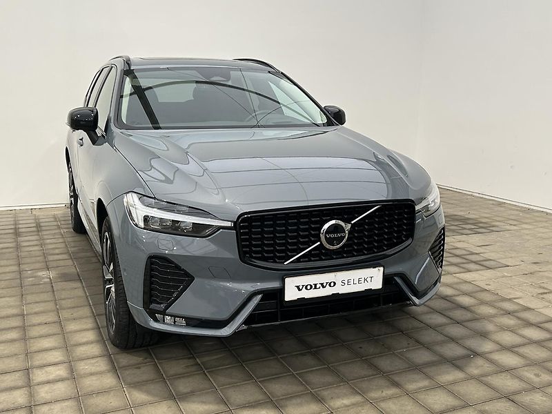 Volvo XC60 2.0  B4 4x4 ULTIMATE - fotka 4 z 33