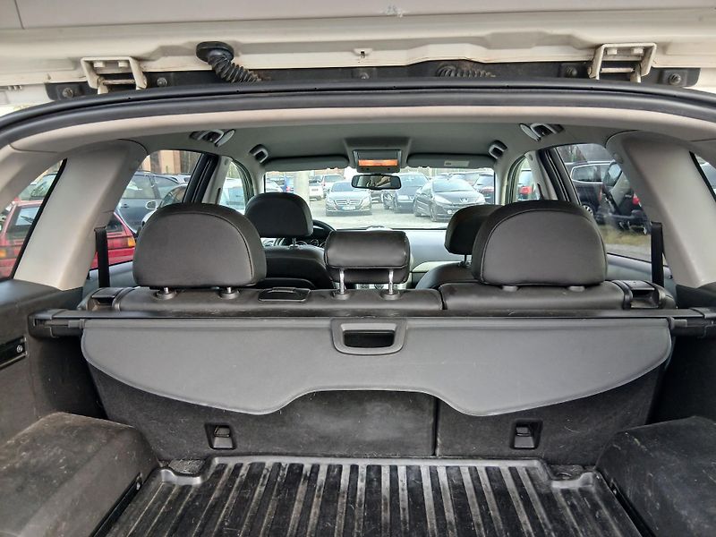 Opel Antara 2.2 CDTI, 4x4, tažné, Cosmo - fotka 26 z 27