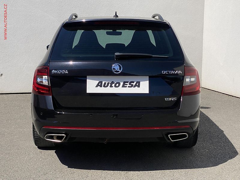 Škoda Octavia (2017) 2.0 TDi, RS, LED, navi - fotka 5 z 17
