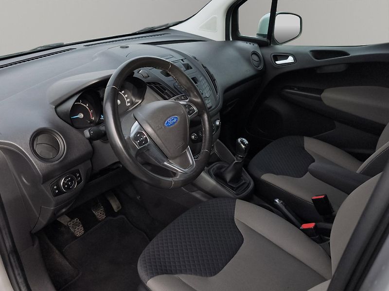 Ford Tourneo Courier (2015) TREND 1.0 EcoBoost 74kW, ČR, S - fotka 19 z 22