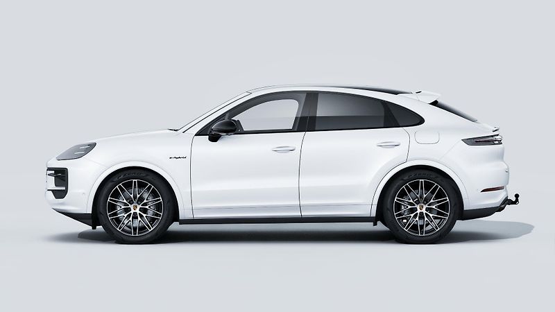 Porsche Cayenne (2026) E-Hybrid Coupe Black Edition - fotka 3 z 5