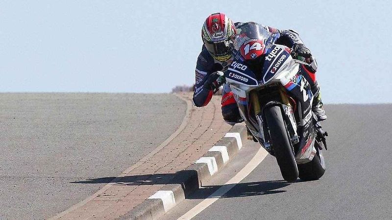 Tourist Trophy na ostrově Man.