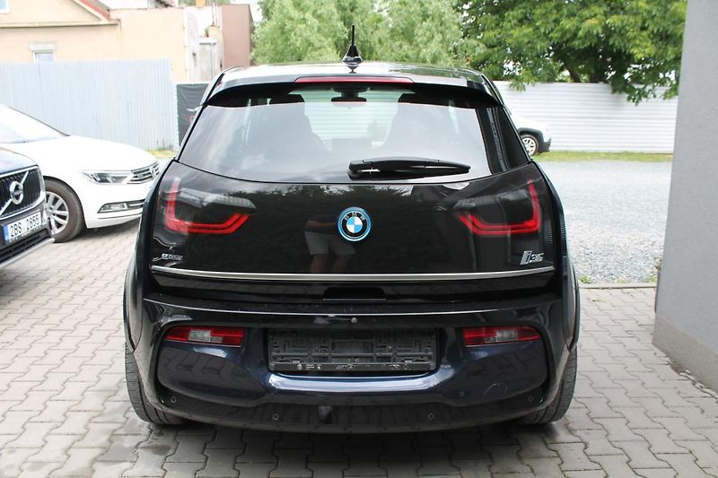 BMW i3 (2017) s 135kW Harman Kardon - fotka 5 z 36