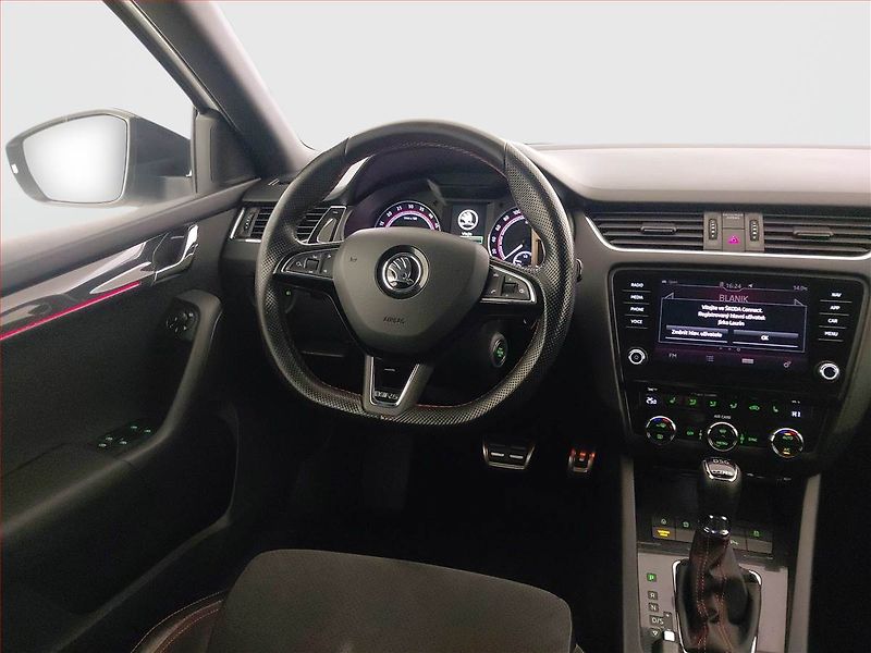 Škoda Octavia (2017) RS 2.0 TDI 4x4 DSG, 4X4 - fotka 7 z 22