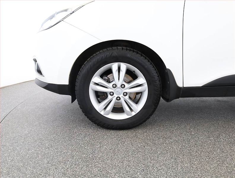 Hyundai ix35 (2012) 2.0 CRDi, 4X4, Tempomat - fotka 15 z 15
