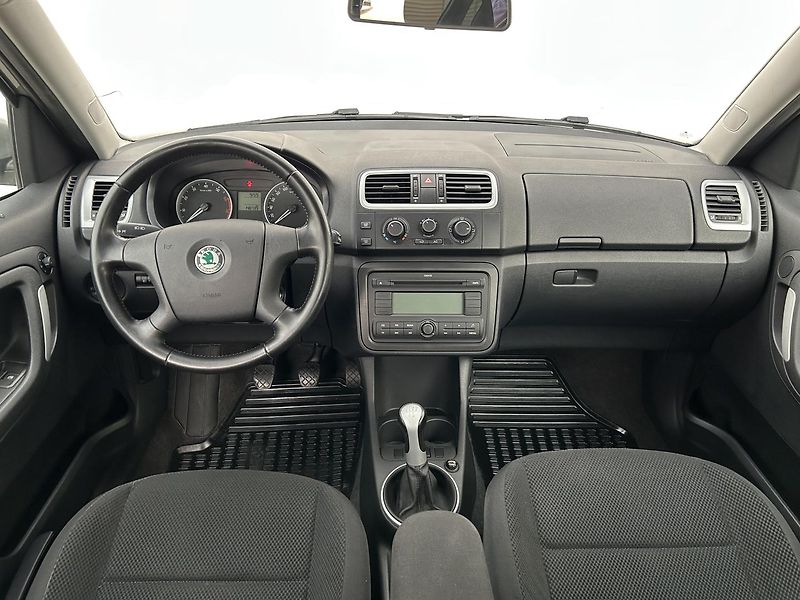 Škoda Roomster 1.6 V Comfort - fotka 5 z 25