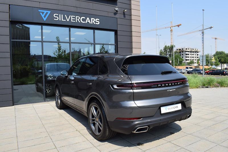 Porsche Cayenne (2026) KeyLess/SoftClose/Pano - fotka 40 z 52