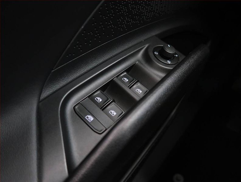 Škoda Enyaq (2022) iV 80 (82 kWh), SoH 96% - fotka 18 z 27