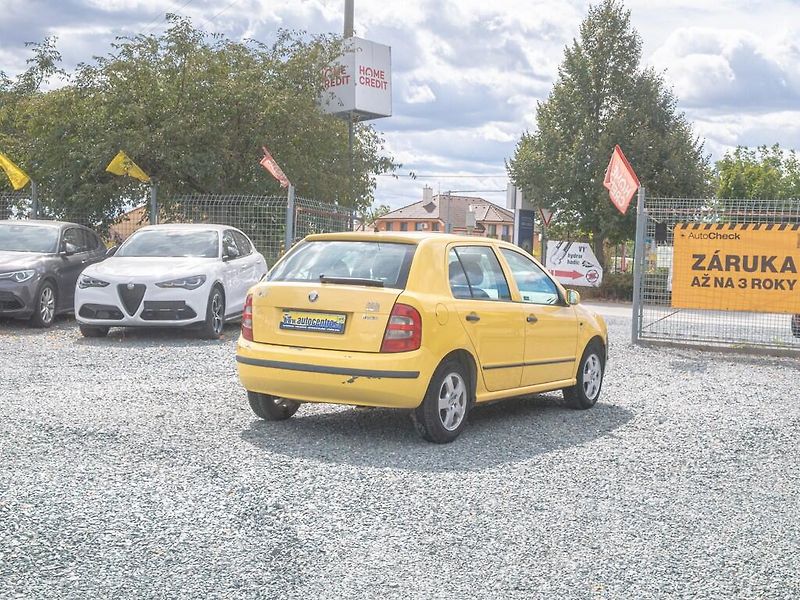 Škoda Fabia (2002) ČR 1.4i 44KW – 3/2028 - fotka 3 z 17