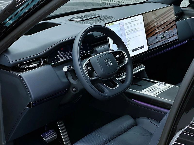 ZEEKR 9X (2026) Hyper 70kWh*1030kW*1401k - fotka 9 z 21