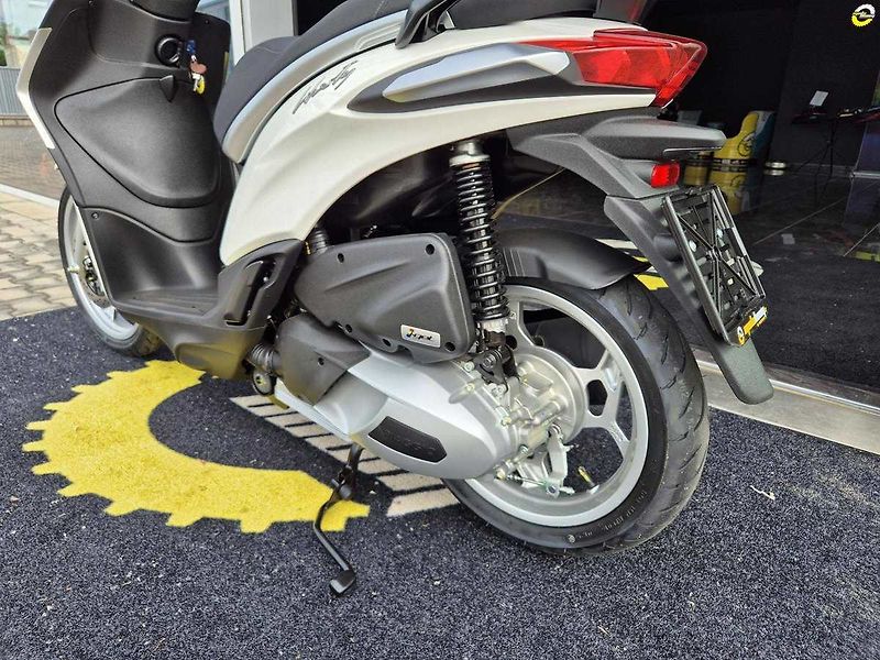 Piaggio Liberty 125 iGET (2026) Liberty 125 E5+ - fotka 13 z 39