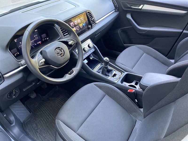 Škoda Karoq (2024) 1.5 TSI Selection - fotka 8 z 34