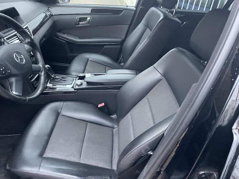 Mercedes-Benz Třídy E (2011) 250cdi T 4M 150kw - fotka 32 z 49