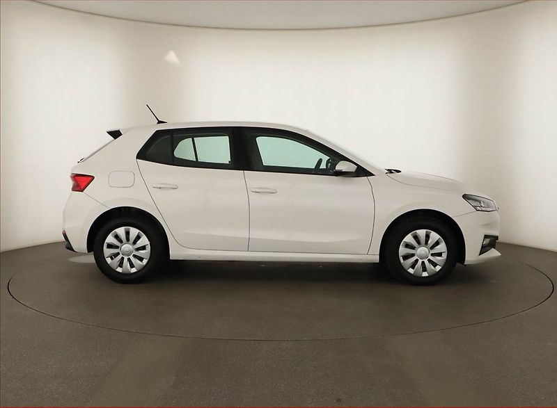 Škoda Fabia (2023) Ambition 1.0 TSI, ČR,1.maj - fotka 6 z 13