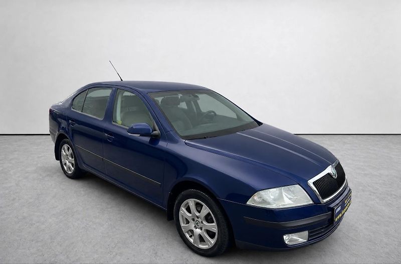 Škoda Octavia 2.0 TDI Elegance - fotka 21 z 34