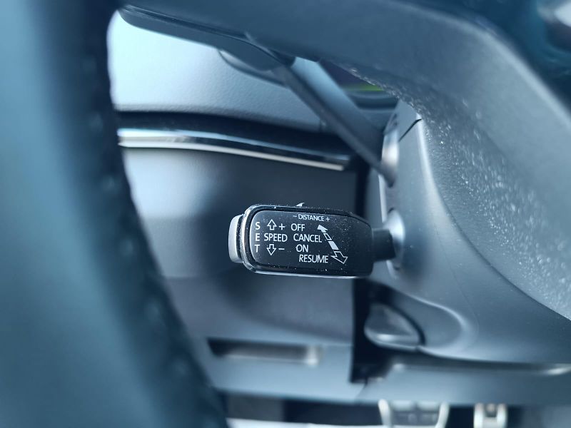 Škoda Karoq Scout, 1.5/110kW, 80000KM - fotka 25 z 32