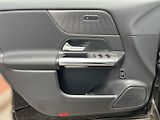 Mercedes-Benz GLA 180d Aut. - náhled 13