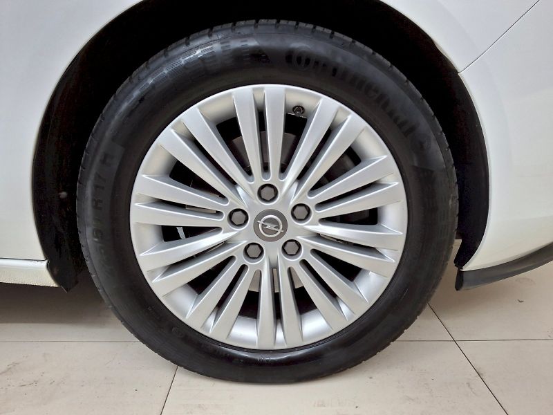 Opel Zafira (2015) Tourer 2,0CDTi 125kW - fotka 29 z 29