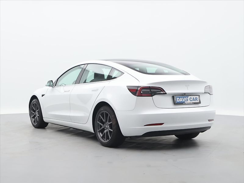 Tesla Model 3 239kW SR+ SOH 86,8% - fotka 5 z 31