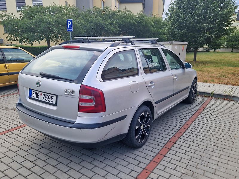 Škoda Octavia (2005) - fotka 6 z 8