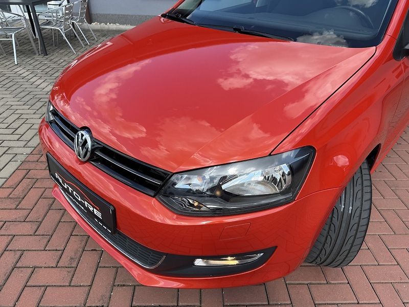Volkswagen Polo (2011) 1.4i Style Klima Panorama - fotka 32 z 48