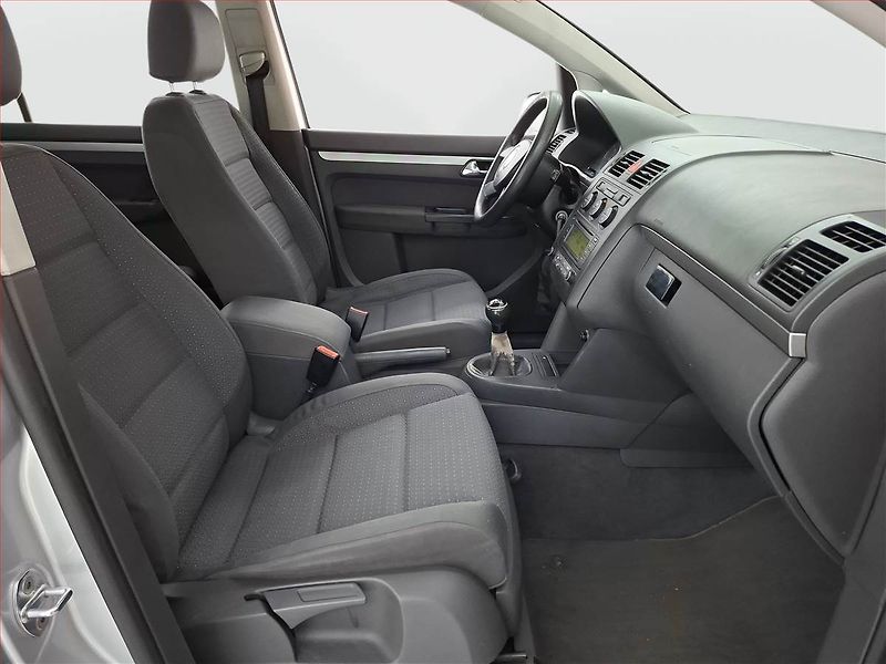 Volkswagen Touran (2004) Comfortline 2.0 TDI, 7 míst - fotka 9 z 14