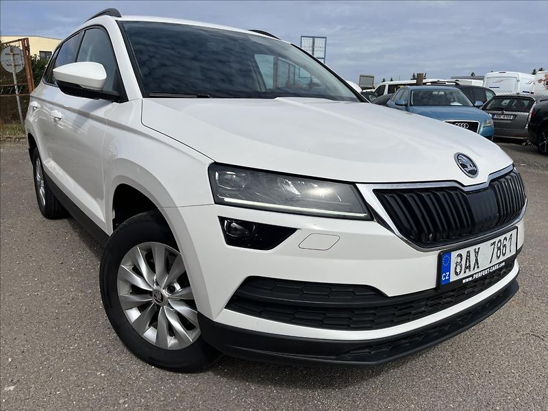 Škoda Karoq 2,0 TDi 110 4x4 DSG TAŽNÉ -DPH - fotka 43 z 46