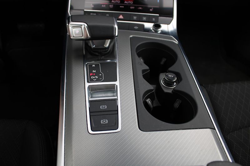 Audi A6 3,0 TDI 170kw Quattro Webasto - fotka 26 z 36