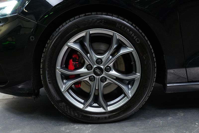 Ford Focus - fotka 10 z 25