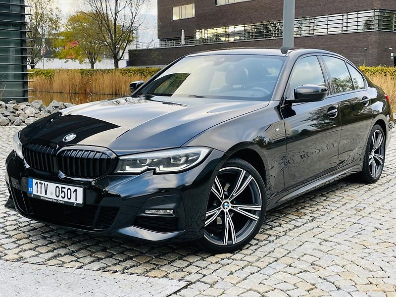 BMW Řada 3 320d XDRIVE M-PAKET VÝHŘEV - fotka 2 z 59