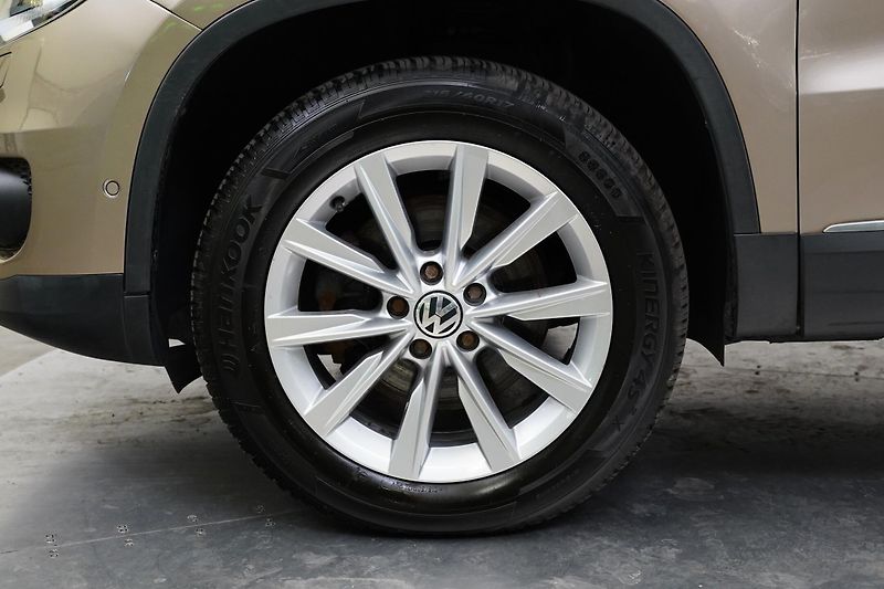 Volkswagen Tiguan - fotka 10 z 27
