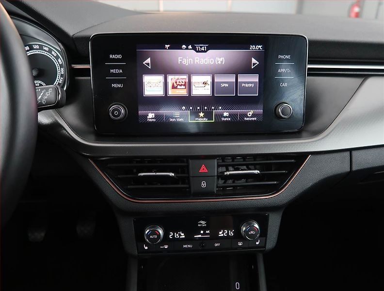 Škoda Kamiq (2022) 1.0 TSI, Tempomat - fotka 12 z 20