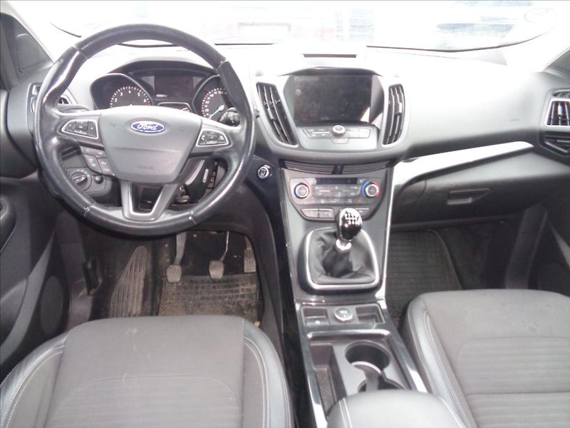Ford Kuga 1,5 - fotka 13 z 13
