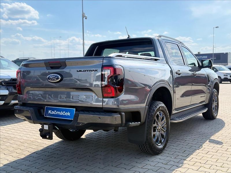 Ford Ranger 3,0 EcoBlue 177 kW V6 Wildtrak - fotka 5 z 49