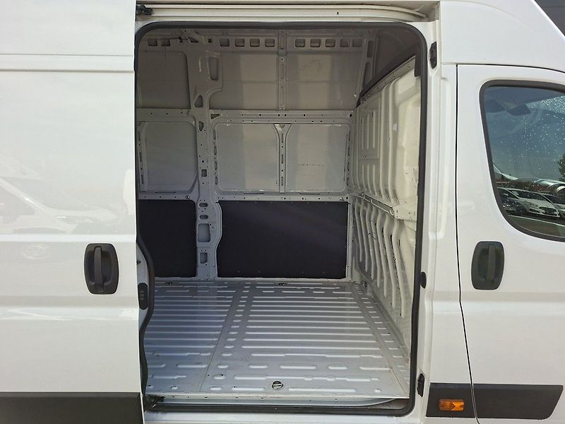 Citroën Jumper FG 4350 L4H3 2,2 BHDI 165k M6 - fotka 6 z 19