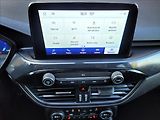 Ford Kuga 2,0 D,ST-line,led,kůže - náhled 34