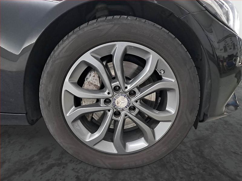 Mercedes-Benz Třídy C (2016) C 250 CDI, Automat, Navi - fotka 15 z 20