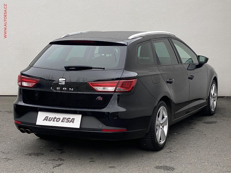 Seat Leon (2014) 1.8TSi, FR, DSG - fotka 4 z 17