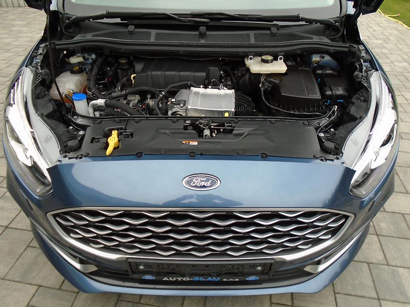 Ford S-MAX 2,0EcxoBlue 140kW 8A Vignale - fotka 38 z 46