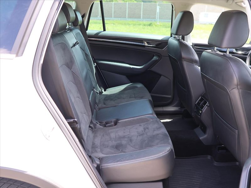 Škoda Kodiaq 2,0 TDI DSG 4x4 Style Plus DPH - fotka 13 z 35