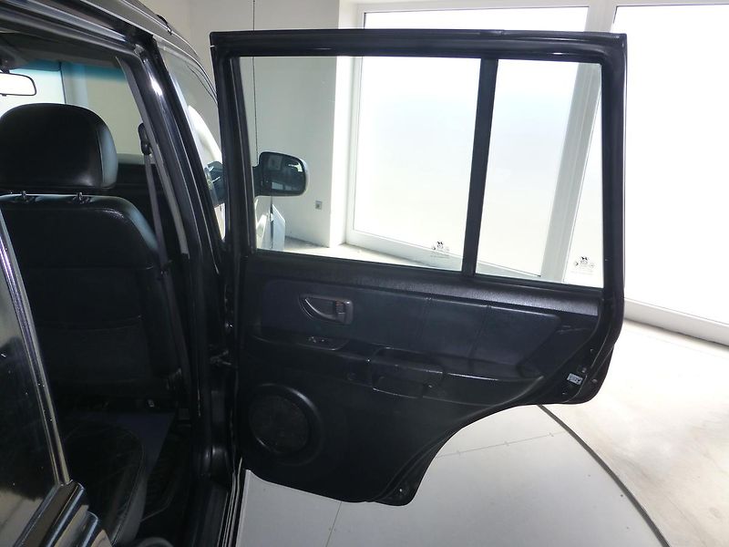 Hyundai Terracan (2002) 2.9CRDi*TAŽNÉ*KLIMA*4X4*NAVIGA - fotka 20 z 24