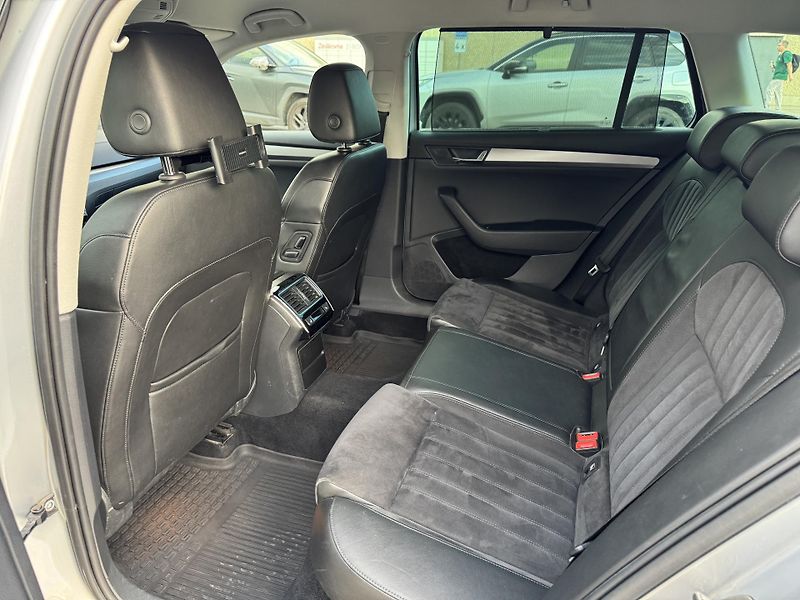 Škoda Superb (2016) 2.0 TDI, 4x4, DSG, TAŽNÉ - fotka 10 z 25