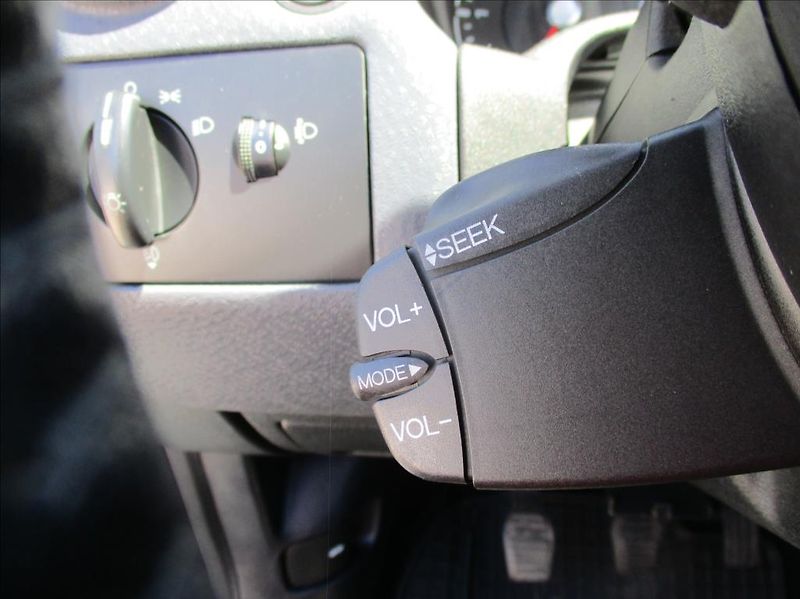 Ford Fusion 1,4 i, klima, ZAMLUVENO - fotka 19 z 28